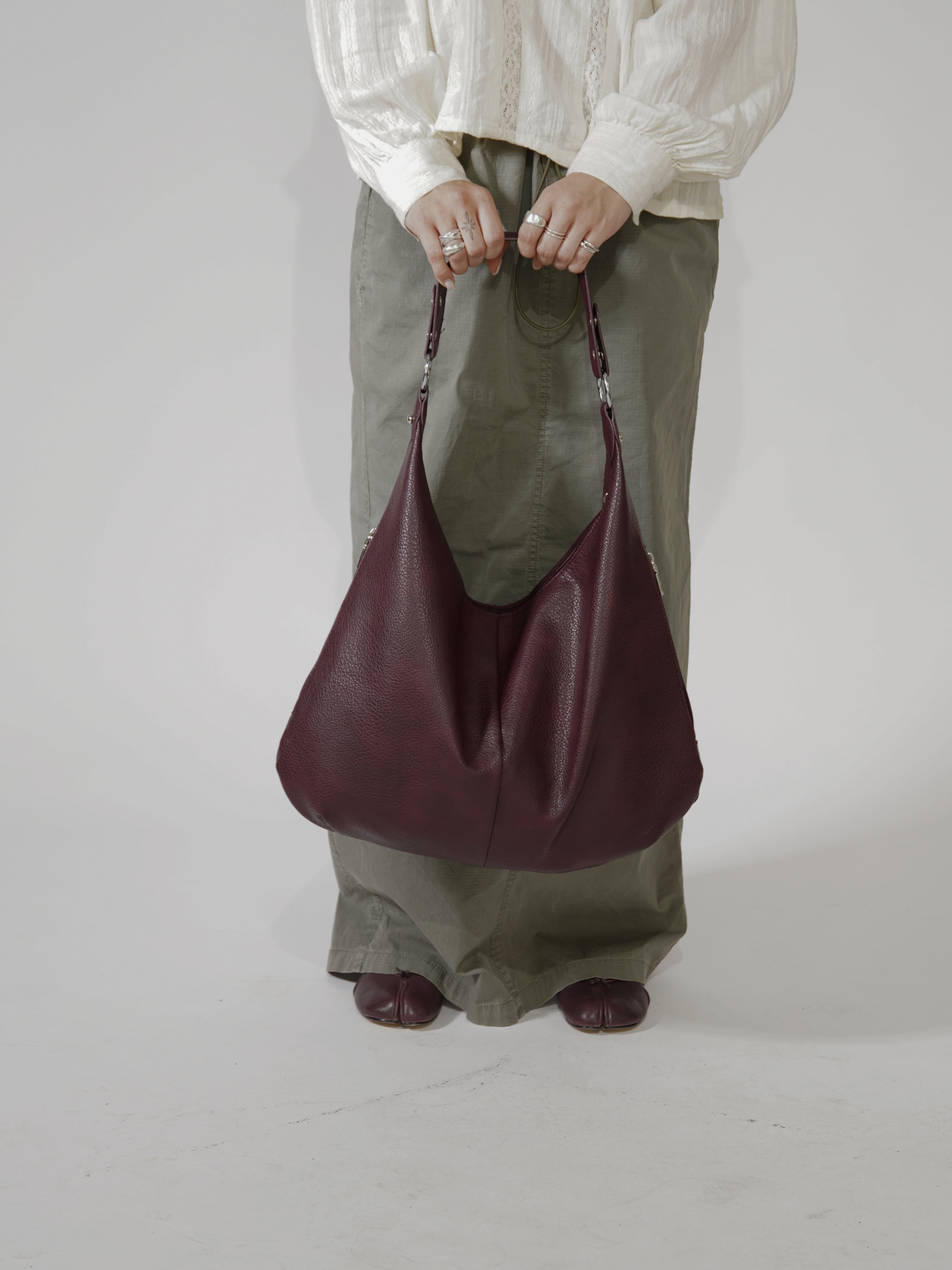 Golda - Schlanke Alltagstasche