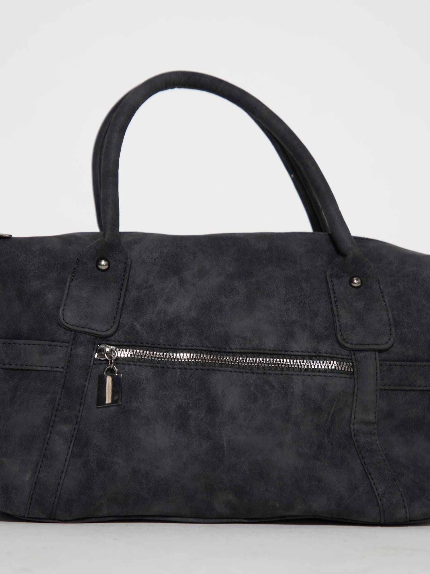 Amelia  Eleganter Alltagsbegleiter