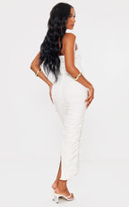 Nina - Weißes Slinky Bandeau Kleid mit Paspel-Detail Erfolg