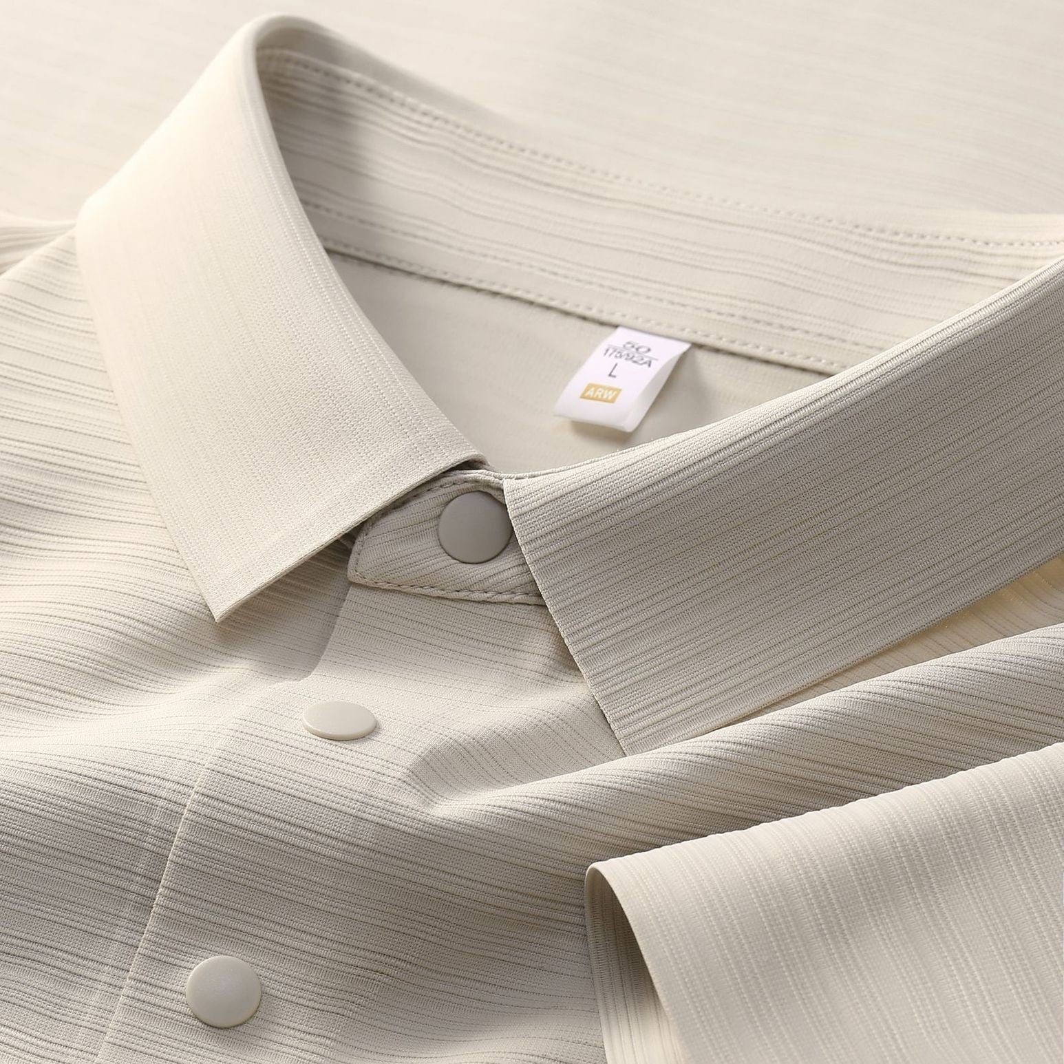 Atmungsaktives Herren Poloshirt aus Eisseide