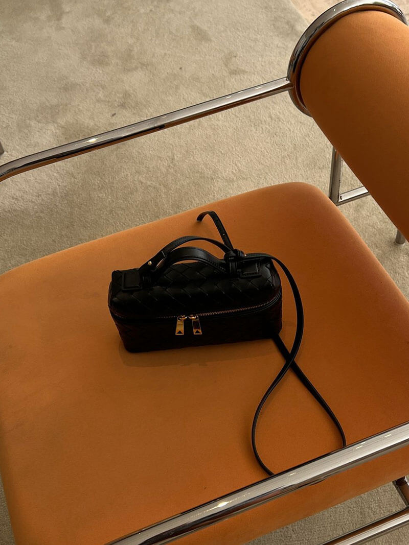 Avielle - Schlanke Mini Box Handtasche