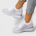 Viviane - Leichte orthopädische Sneaker mit glitzerndem Finish.