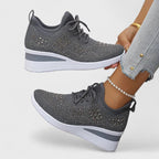 Viviane - Leichte orthopädische Sneaker mit glitzerndem Finish.