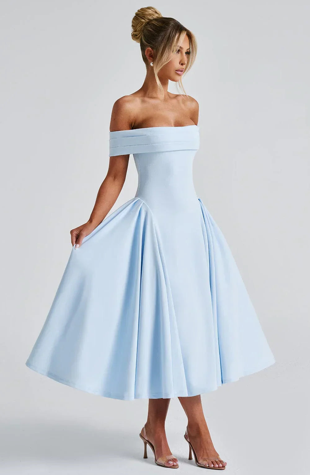 Nyx - Mühelos elegantes Midikleid